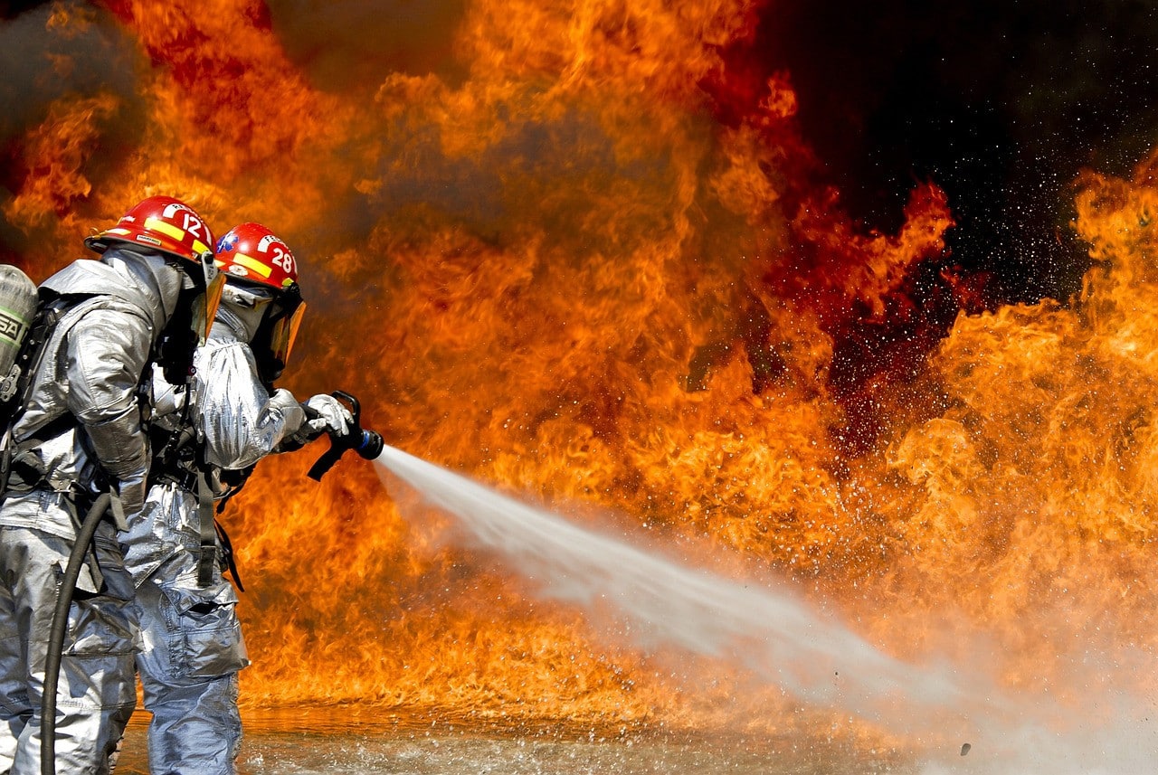 消火器 消火 火事